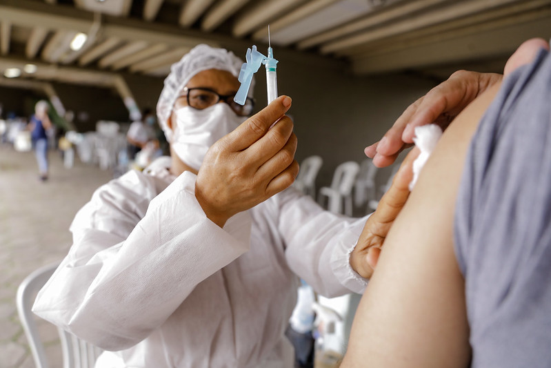 Pessoas a partir de 40 anos poderão se vacinar em 64 locais em Manaus no fim de semana