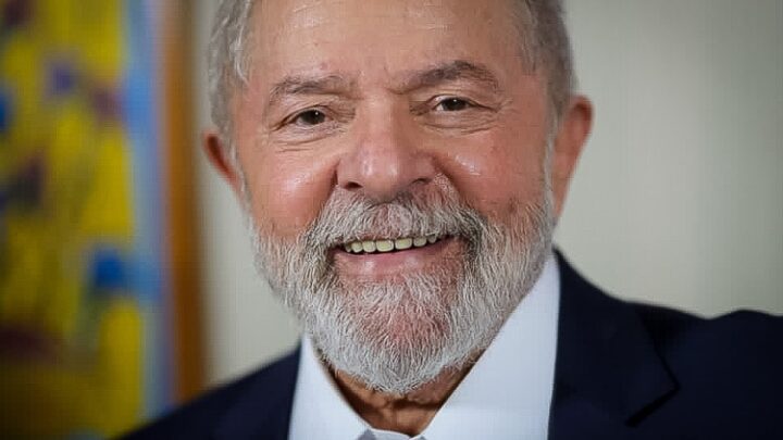 Lula tem 49% e venceria no 1º turno, diz Instituto de pesquisa