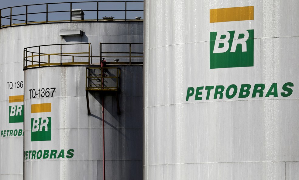 Governo Bolsonaro anuncia mais um aumento de combustível e gás a partir desta terça (6)