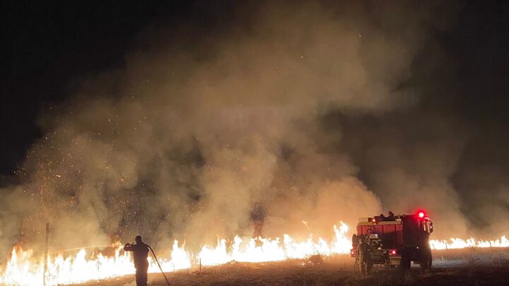 Corpo de Bombeiros controla dois focos de queimada em Humaitá