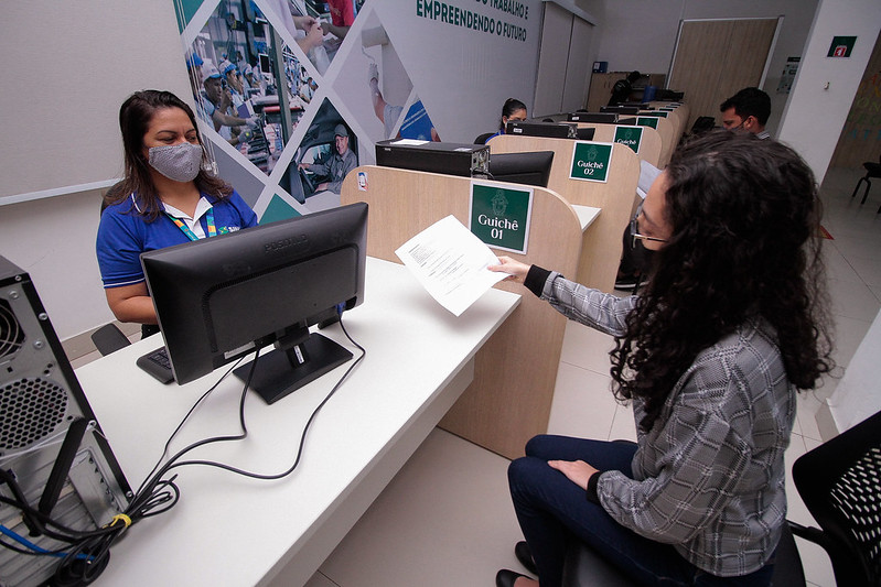 Manaus oferta 231 vagas de emprego nesta terça (31)