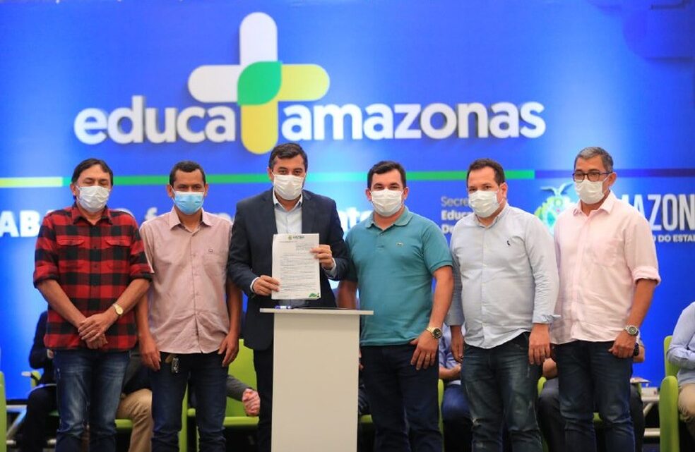 Deputado denuncia que ‘novo’ programa de educação do Governo do Amazonas é uma farsa e convoca secretários para explicações