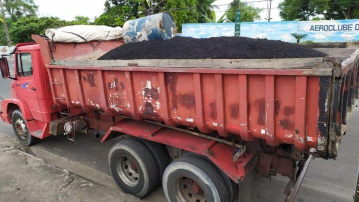 PC-AM cumpre mandados de busca e apreensão contra servidor municipal pelo desvio de massa asfáltica