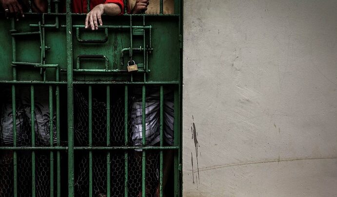 Em Iranduba, Justiça determina interdição da carceragem da Delegacia de Polícia e que o Estado transfira os presos para Manaus