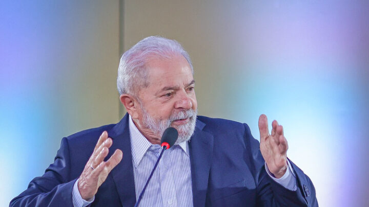 Lula enquadra PT em até sete estados buscando ampliar alianças