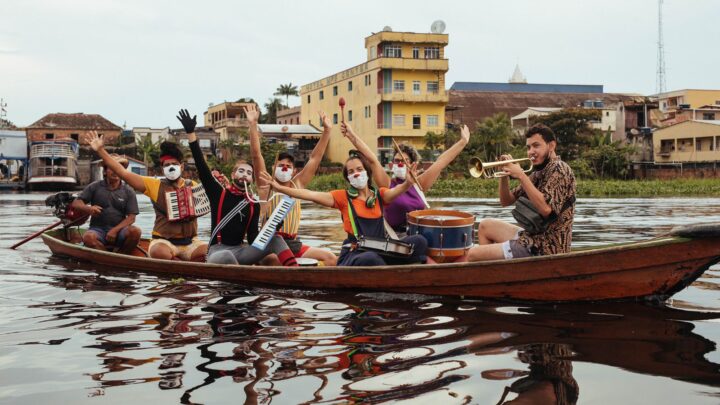 Projeto ‘Palhaçaria Navegante’ desembarca nos municípios de Beruri, Anamã e Caapiranga