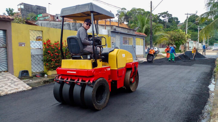 Prefeitura aplica 30 toneladas de massa asfáltica no bairro São Francisco