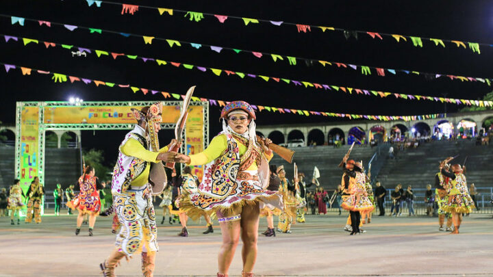 Segunda noite de festival folclórico agita público no Centro Cultural Povos da Amazônia