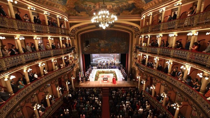 Prefeito David Almeida prestigia cerimônia de posse dos novos dirigentes do TJ-AM