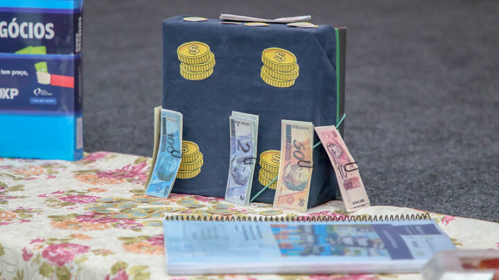 Prefeitura lança projeto de ‘Vida e Educação Financeira’ que será implantado nas escolas municipais de Manaus