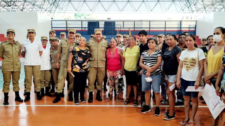 Chamas de Saúde leva atendimento médico especializado a pais e alunos do CMCB