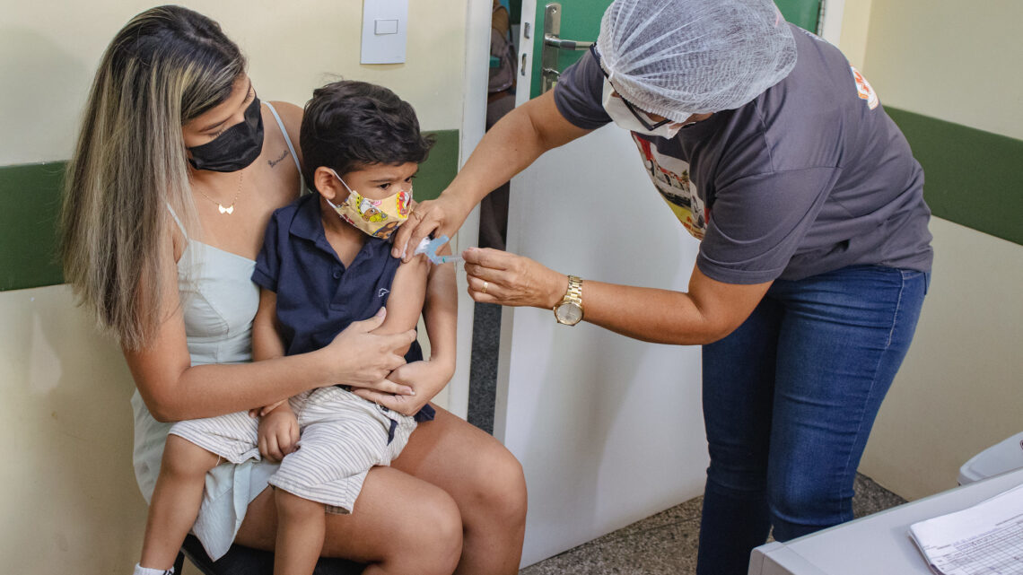 Prefeitura de Manaus disponibiliza 171 salas de vacinação para crianças contra o rotavírus humano