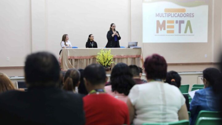 Novos conteúdos didáticos do “Mais Saber” e “Acerta + Enem”  beneficiarão mais 383 mil alunos da rede estadual