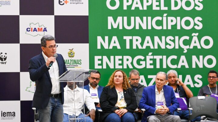 Governo do Amazonas avança na interiorização da transição energética com participação ativa de municípios 
