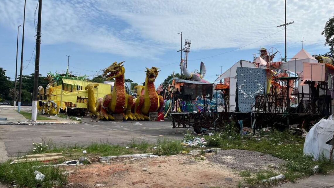 MP do Amazonas investiga descarte irregular de resíduos na Avenida do Samba