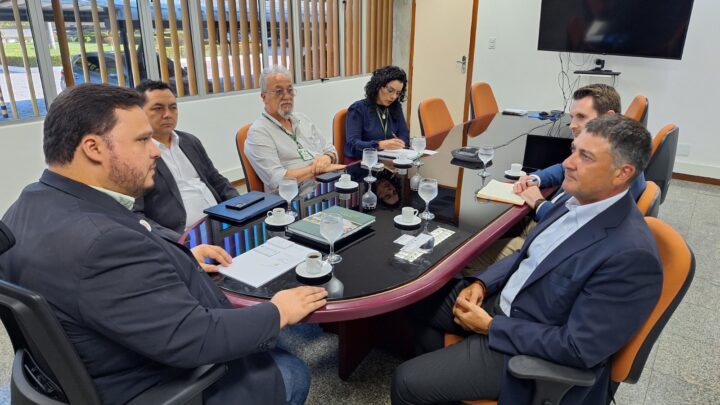 Suframa recebe embaixador do Canadá para tratar de relações comerciais, inovação e logística