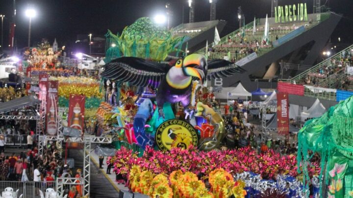 Carnaval na Floresta 2025: Escolas do Grupo Especial encerram a temporada de desfiles no Sambódromo