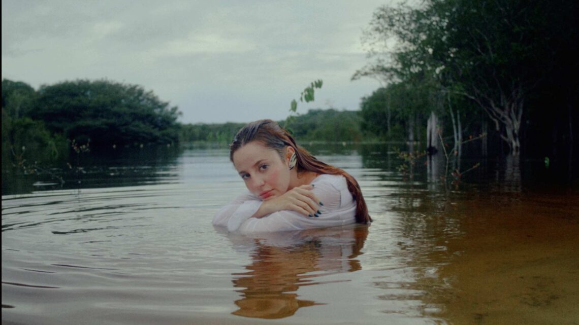 Cantora Cella lança single “Me Ignora”, que expõe as contradições de sentimentos não resolvidos, nesta sexta (11)
