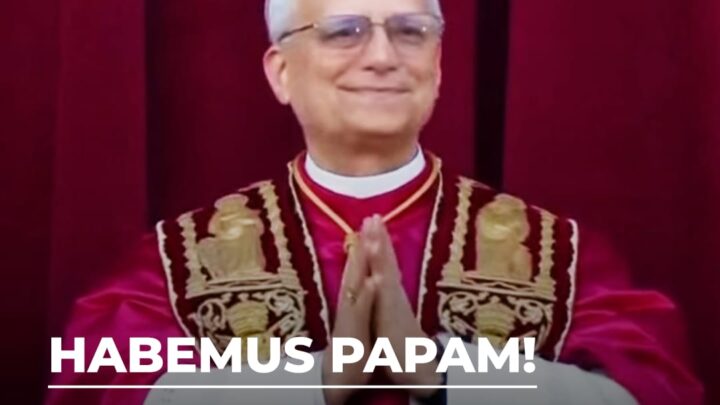 Hoje, o mundo testemunha o início de um novo ciclo para a Igreja Católica.