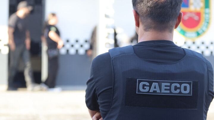 “Militia”: operação deflagrada pelo MPAM prende policiais por roubo, extorsão e sequestros em Manaus