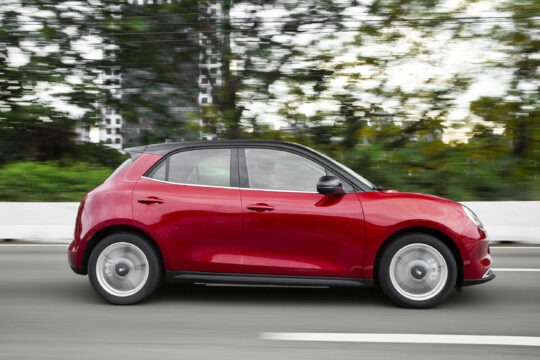 Mobilidade elétrica ganha força em Manaus com novo modelo pensado para o cotidiano local