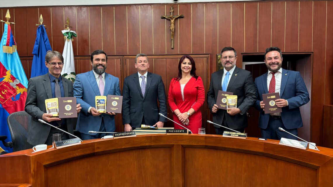 Deputado Dr. George Lins destaca cooperação internacional em missão da Unipa na Colômbia
