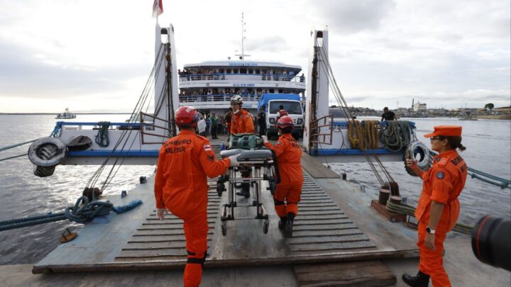 Governo do Amazonas monta força-tarefa para resgate de vítimas de naufrágio de embarcação