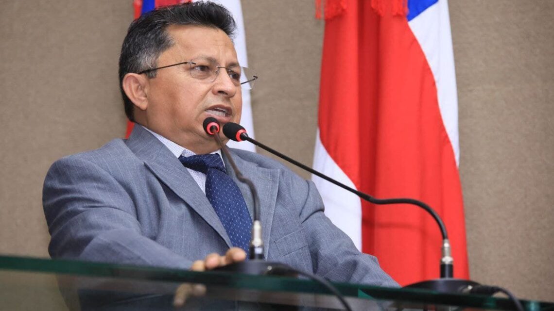 Sinésio cobra Amazonas Energia pela aplicação do Luz para Todos e alerta que mais de 500 famílias seguem sem energia em Ipixuna