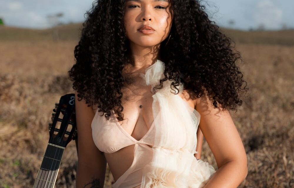 Joyce Alane apresenta turnê “Um Dia Eu Te Encontro” no Teatro ICBEU, em Manaus