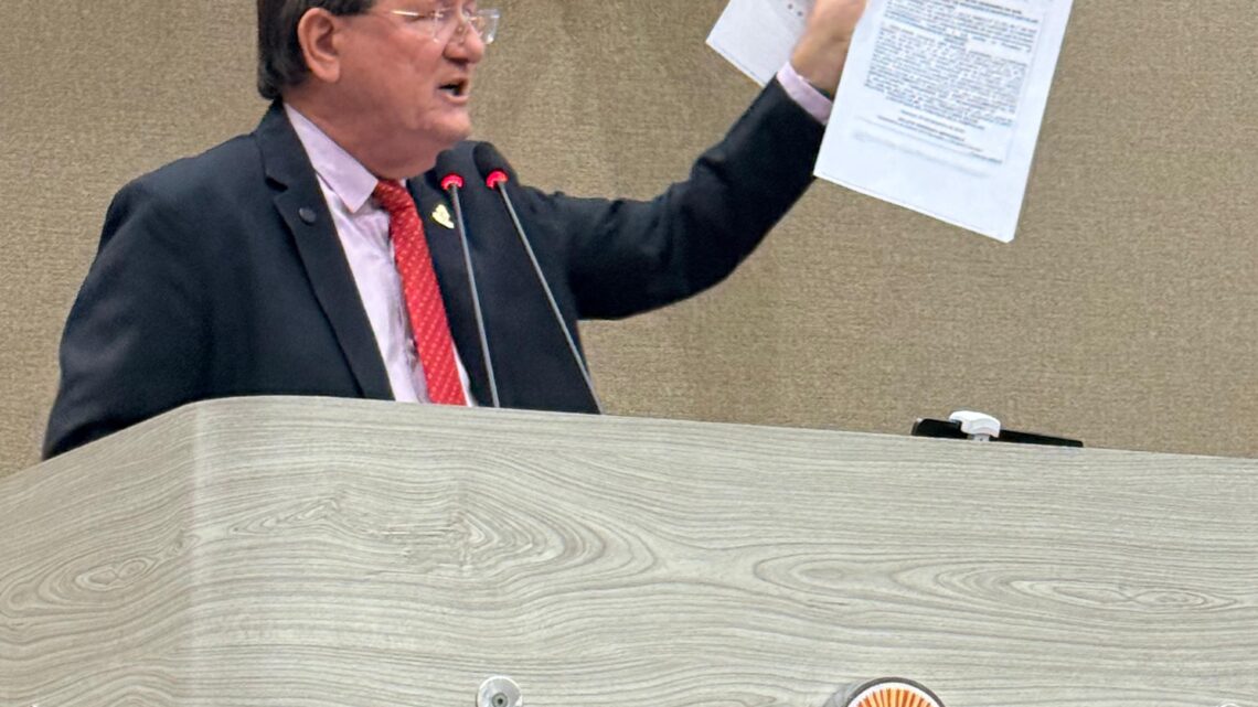 Zé Ricardo exige aplicação de lei de sua autoria após denúncia de bullying em escolas do Amazonas