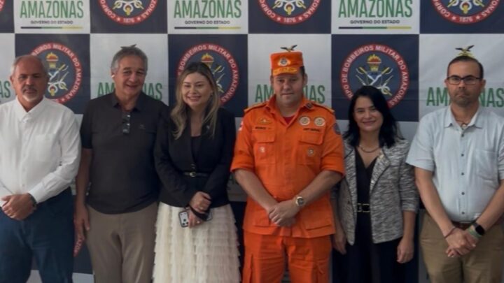 Corpo de Bombeiros e setores da indústria e comércio discutem atualização de normas técnicas da corporação
