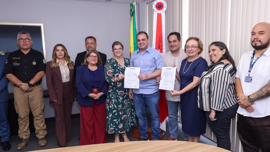 Articulação do MPAM, TJAM e TRE-AM resulta em assinatura da ordem de serviço para nova sede da Delegacia do Meio Ambiente