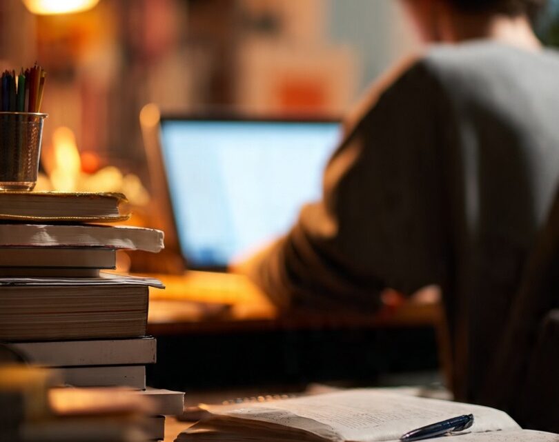 Provas on-line: vestibular para graduações a distância e semipresenciais estão com inscrições abertas