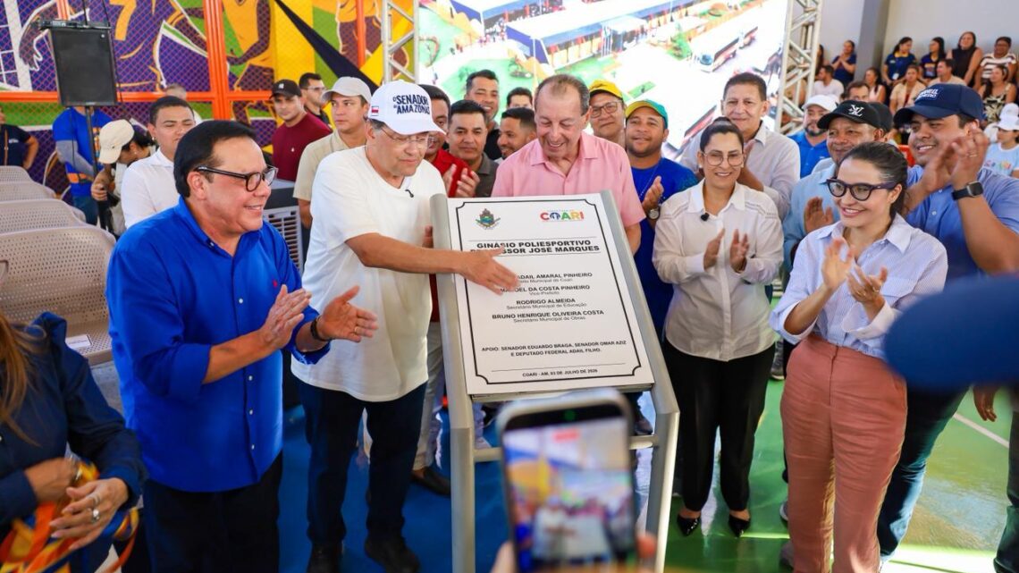 Coari lança programa habitacional e inaugura obras que fortalecem educação, esporte e cidadania