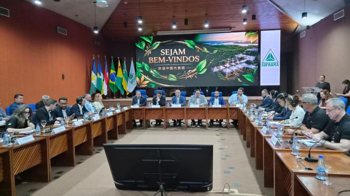 Suframa recebe delegação de empresas chinesas para apresentar oportunidades da Zona Franca de Manaus