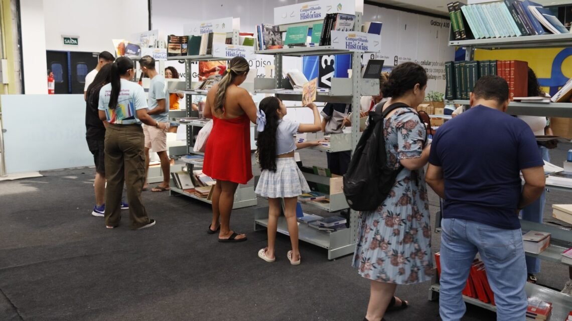 Imprensa Oficial do Amazonas lança 5ª edição da campanha ‘Compartilhando Histórias’ com mais de 4 mil livros gratuitos
